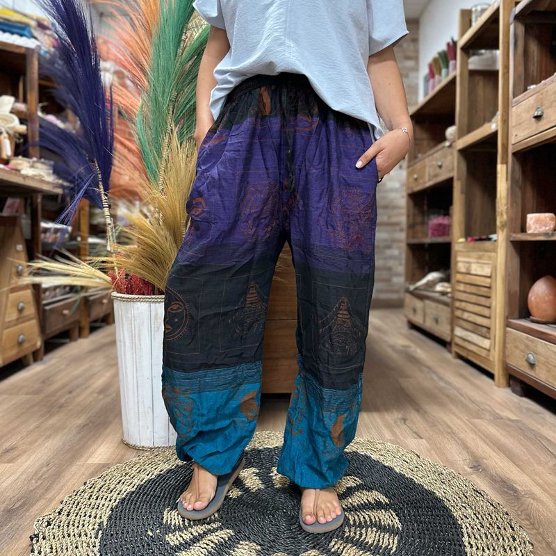 Yoga- und Festivalhose – High Cross Himalayan Print auf Lila