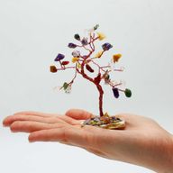 Edelsteinbaum - Mehrere Steine auf natürlicher Achatbasis (35 Steine)