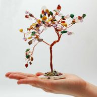 Großer Edelsteinbaum - Mehrere Steine auf natürlicher Achatbasis (100 Steine)