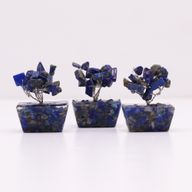 Mini-Edelsteinbäume auf Orgonitbasis – Sodalith (15 Steine)