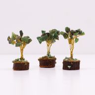 Mini-Edelsteinbäume auf Holzsockel – Grüner Aventurin (15 Steine)