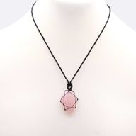 Geschnürter Edelstein-Tropfen-Anhänger – Rosenquarz