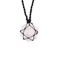 Spitzen-Edelstein-Hexagon-Anhänger – Weißer Howlith