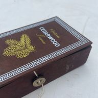 Himalaya-Sugandhit-Dhoop-Räucherstäbchen-Geschenkset – Zedernholz