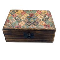 Mittelgroße Holzkiste mit Keramikglasur – 15 x 10 x 6 cm – traditionelles Muster