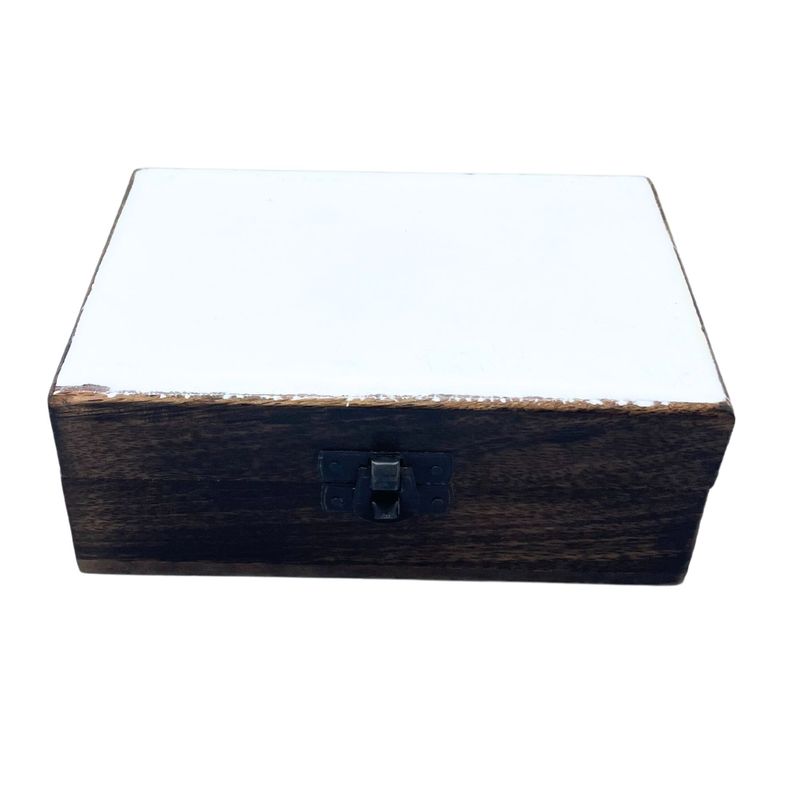 Mittelgroße Holzkiste mit Keramikglasur – 15 x 10 x 6 cm – Weiß