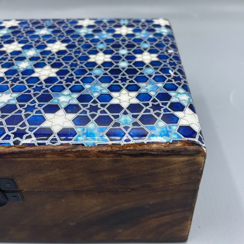 Große Holzkiste mit Keramikglasur - 20x15x7.5cm - Blue Stars