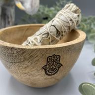 Holzschale für Räucher- und Ritualopfer – Hamsa – 11 x 7 cm