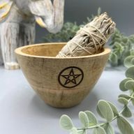 Holzschale für Räucher- und Ritualopfer – Pentagon – 11 x 7 cm