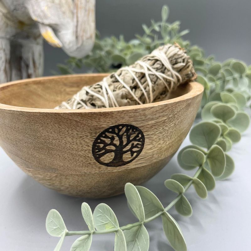 Holzschale für Räucher- und Ritualopfer – Baum des Lebens – 13 x 7 cm