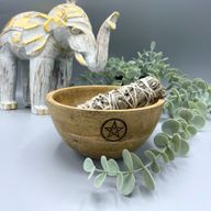 Holzschale für Räucher- und Ritualopfer – Pentagon – 13 x 7 cm