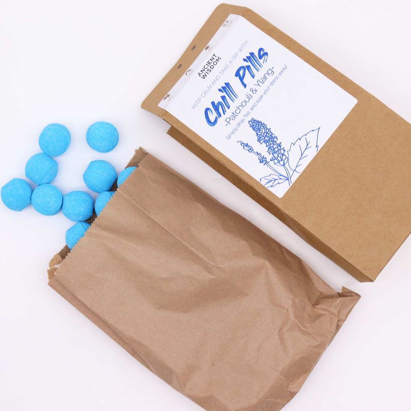 Chill Pills Geschenkpackung 350g – Ylang & Patchouli