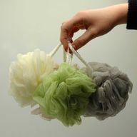 Duschschwämme in Naturtönen, 4 Sorten (Displayröhre) – 50 g