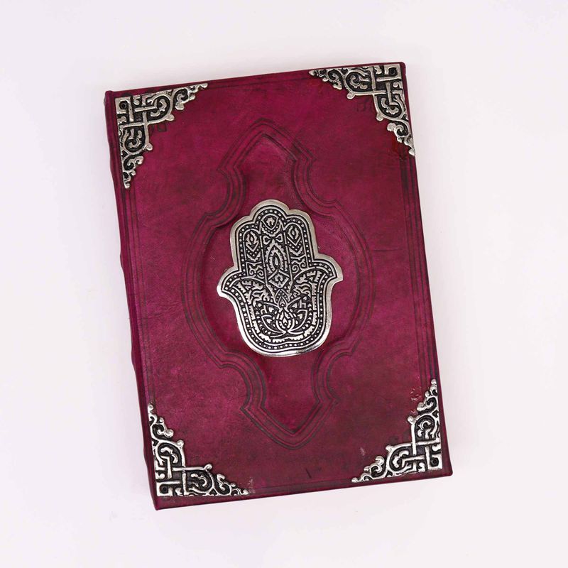 Hefty Red Tan Buch – Zink-Hamsa-Dekor – 200 Seiten mit Büttenrändern – 26 x 18 cm
