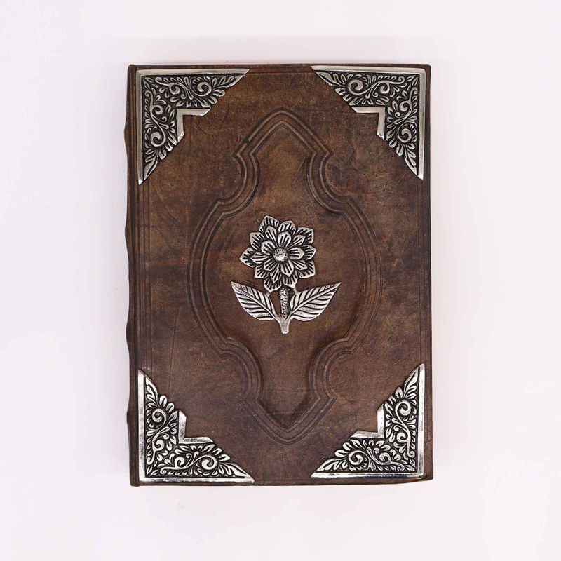 Hefty Red Tan Buch – Rosa Rosendekor – 200 Seiten mit Büttenrändern – 26 x 18 cm