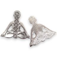 Räucherstäbchenhalter aus poliertem Aluminium mit sieben Chakren, Yoga, 12 x 12 cm