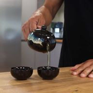 Teekannen-Set mit Dunkelbraun Kräuterglasur – Kanne und zwei Tassen