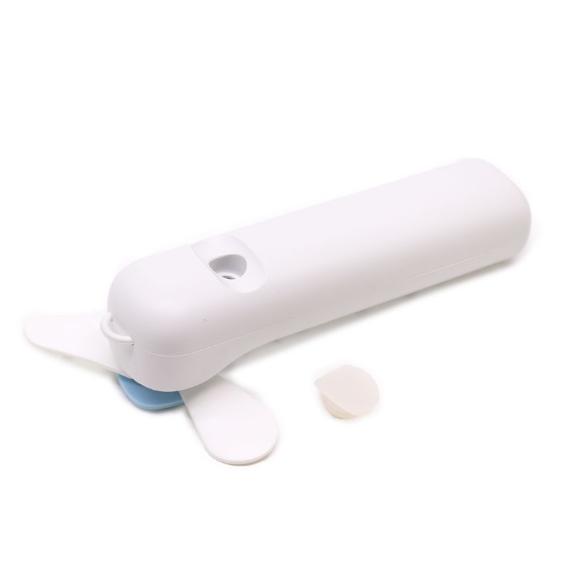 Weißer Nano-Nebel-Gesichtsventilator und -Spray – über USB wiederaufladbar
