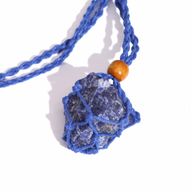 Halskette mit Kristall-Edelsteinen, 45 cm, Marineblau