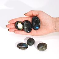 Handsteine ​​aus Madagaskar-Labradorit (ca. 17-40g 35-50mm)