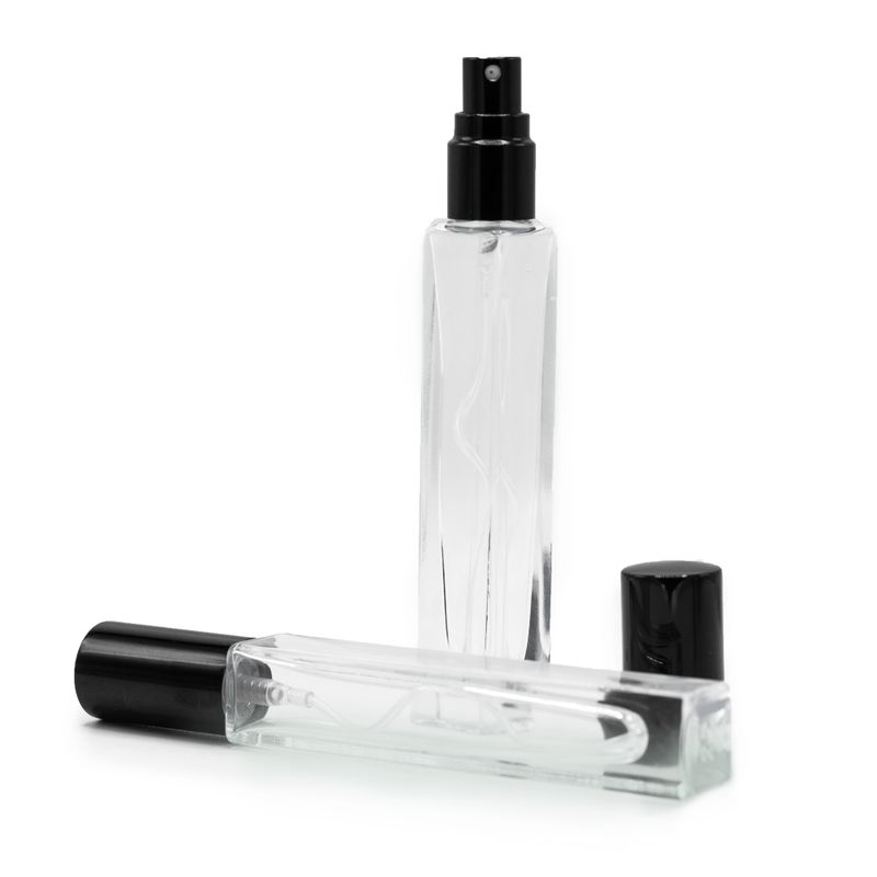10 ml quadratische, hohe, schlanke Flasche, schwarzer Zerstäuber und Deckel