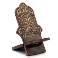 Geschnitzter Telefonständer aus Holz – Hamsa, 20 x 9,5 cm