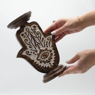 Kerzenständer aus Mangoholz - Hamsa - Groß 25x18cm