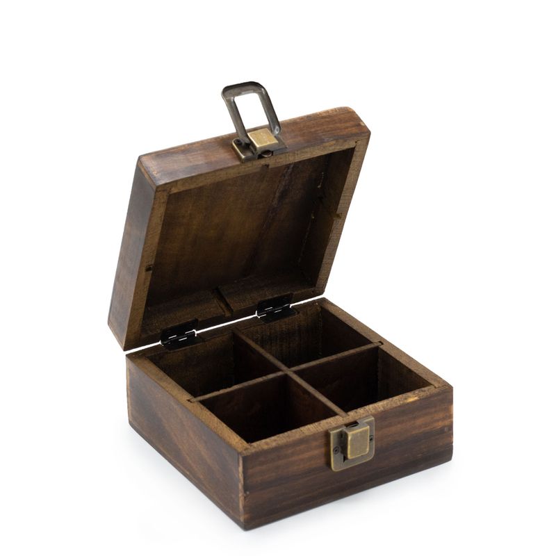 Teebox mit Mangoschnitzerei (4 Fächer) – 15 x 15 x 8 cm