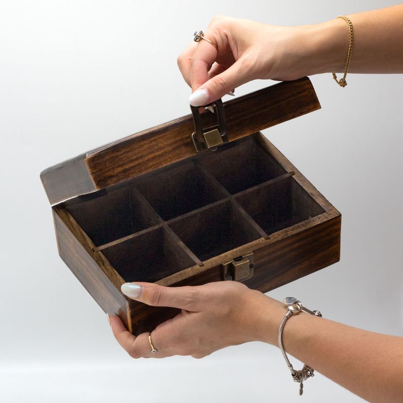 Teebox mit Mangoschnitzerei - (9 Fächer) 23 x 15 x 9,5 cm