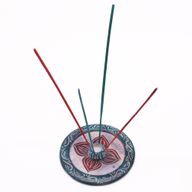 Räucherstäbchenhalter in Specksteinscheibe, 12 cm, vier Blütenblätter (Kegel und Räucherstäbchenhalter)