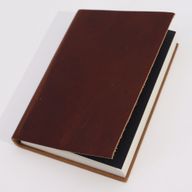 Mittelgroßes, dunkelbraunes Notizbuch für den Alltag – 100 linierte Seiten – 18 x 13 cm