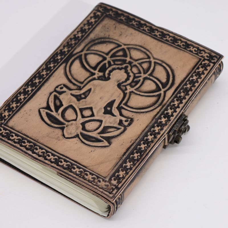 Buddha – Esoterisches Notizbuch – Antikgrau – 200 Seiten mit Stichkante – 17,5 x 12,5 x 3 cm