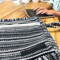 Weiche Banjar Laptoptasche - Graue Streifen