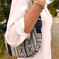 Jacquard-Hobo-Tasche – Grey Metro (schwarzer Riemen)