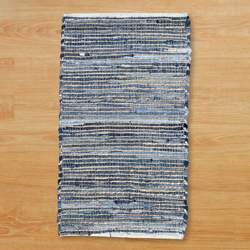 Mittelgroßer Teppich aus Jute und recycelter Baumwolle – 90 x 150 cm – Blau