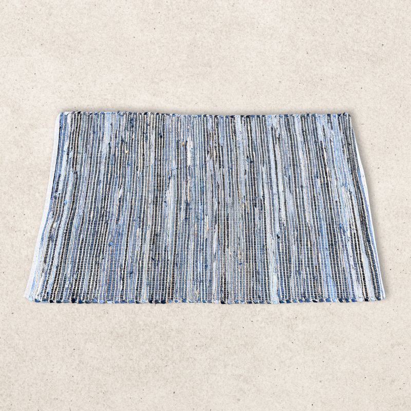 Großer Teppich aus Jute und recycelter Baumwolle – 130 x 170 cm – Blau