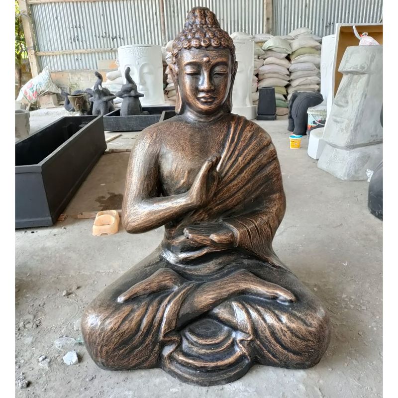 Großer Buddha in Meditations-Stupa aus Antikgold, 1,5 m