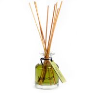 140 ml Rattanstäbchen-Diffusor – Fell Berry