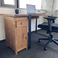 Schreibtisch 160x60x75cm