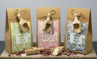 Packung mit 3x 500g Badesalz – Ylang und Rose Himalaya