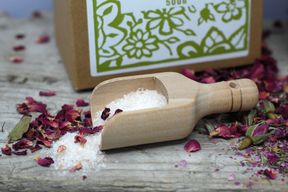 Packung mit 3x 500g Badesalz – Ylang und Rose Himalaya