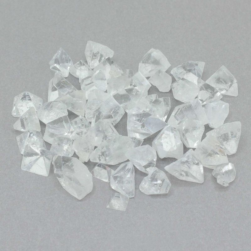 Apophyllit-Spitzen, kleine Größe (7–10 mm) – 100 g