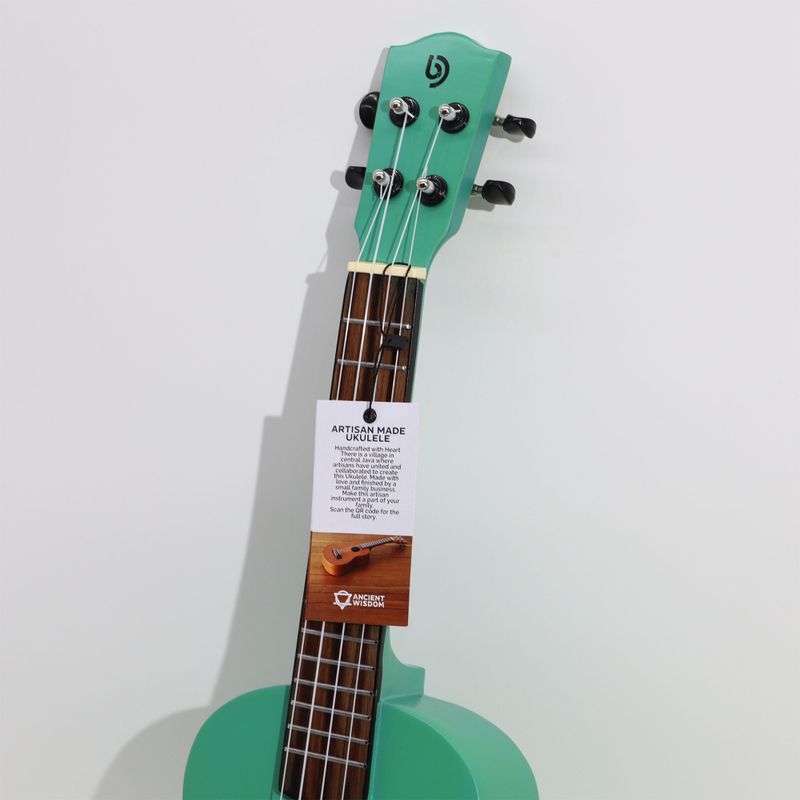 Von Hand gefertigte Ukulele – leuchtend rosa Lackierung (4 Saiten)
