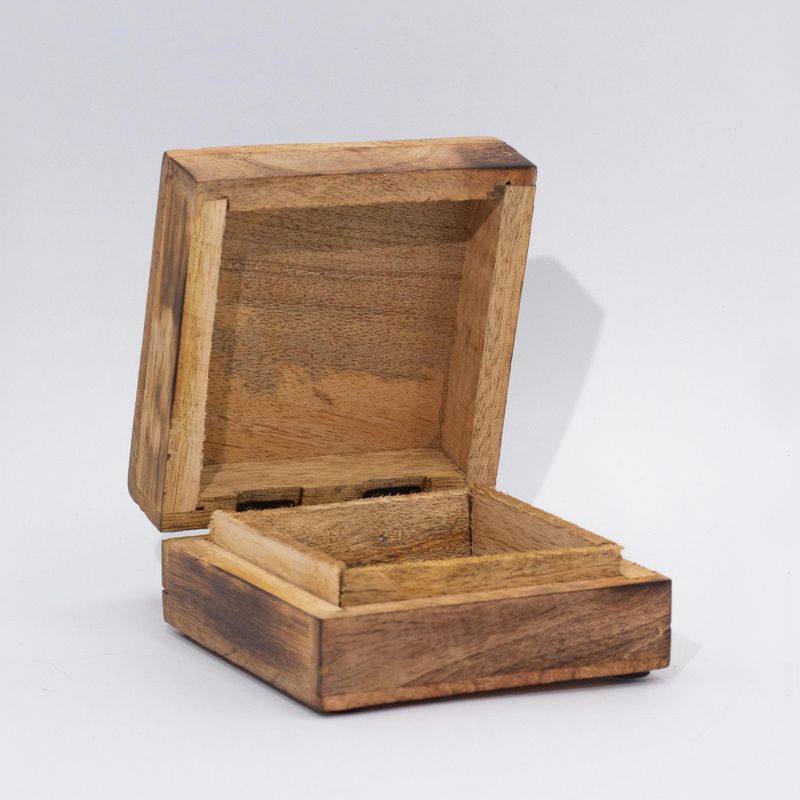 Mittlere quadratische Box 13,5 x 13,5 x 6 cm - Pilzdesign Kastanienbraun