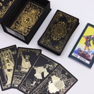 Tarot-Set mit Goldfolie und Buch – Geschenkbox