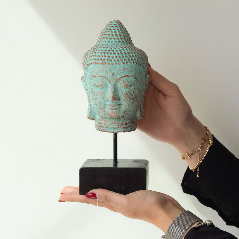 Stillness Buddhakopf auf Ständer - Grünes Kupfer