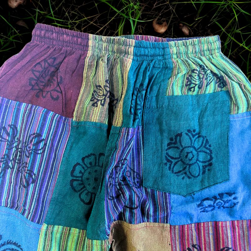 Nomaden-Sari – Pilzhose – Blockdruck-Designs – Grüntöne S/M