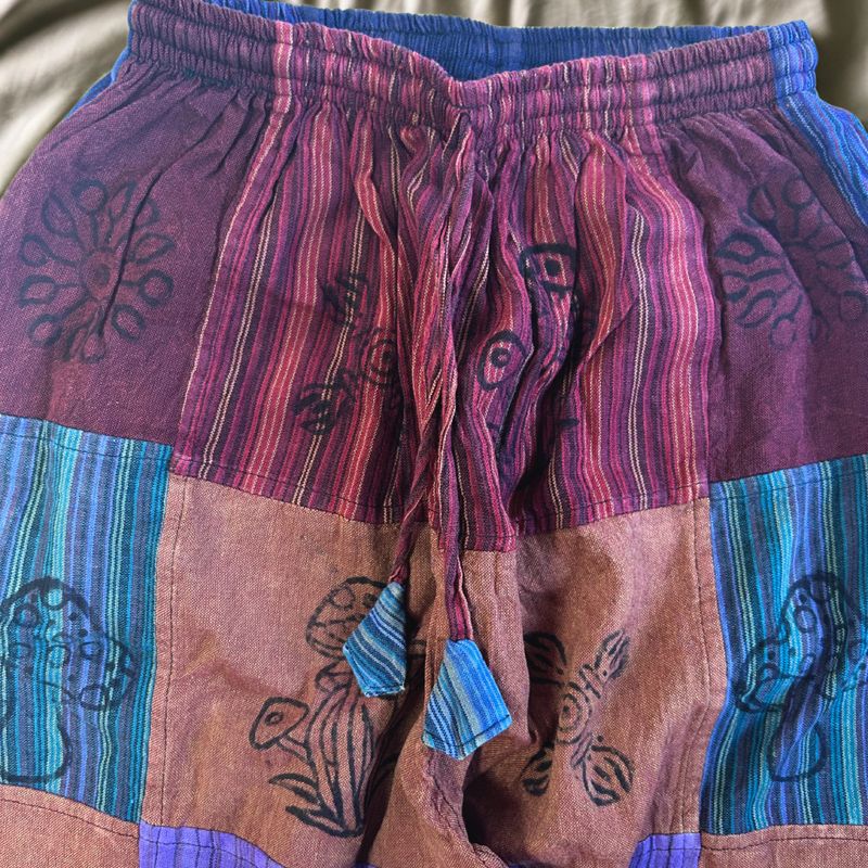 Nomaden-Sari – Pilzhose – Blockdruck-Designs – Lilatöne S/M