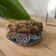 Räucherstäbchenhalter aus Speckstein, 10 cm, Sieben Chakra