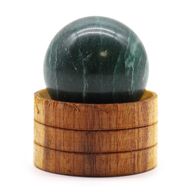 Edelsteinkristallkugel 40mm - Indische Jade mit Ständer